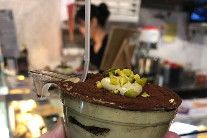 Rome: Ultimate Street Food Tour in the Old Town by Do Eat Better - Stop Two: Via del Corso Fry Shops and Supplì