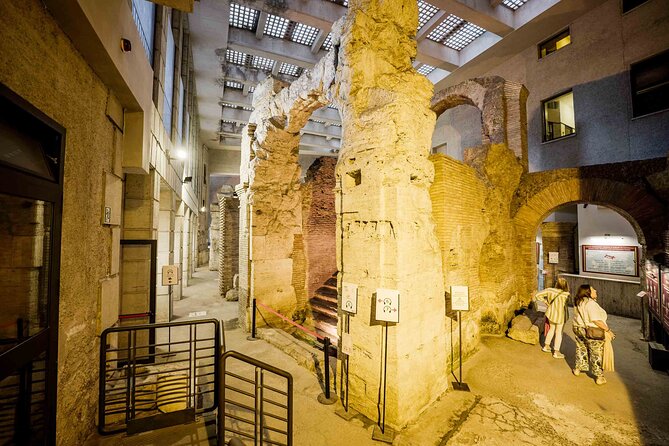 Rome underground: Piazza Navona, the Illusion Church and Pantheon - Piazza della Minerva, and two artists who did not get along