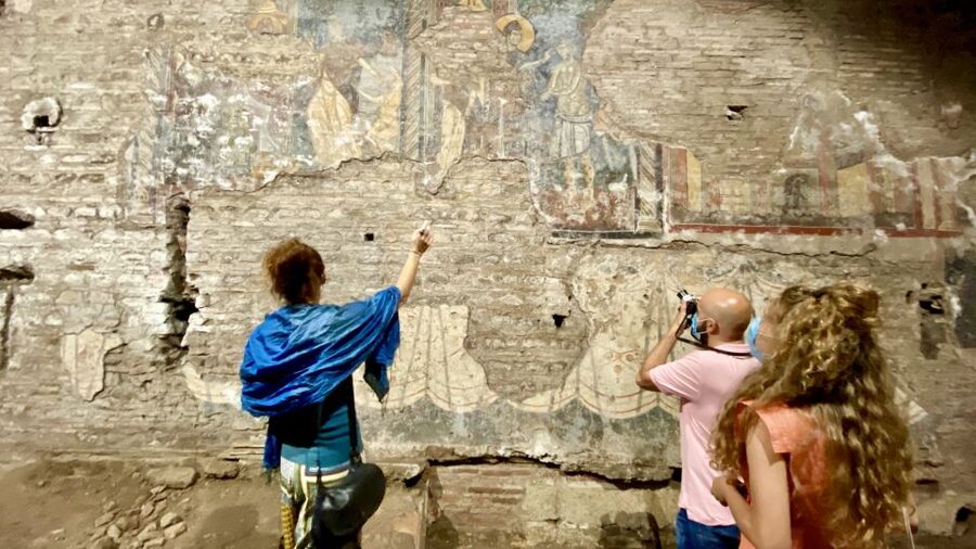 Rome: Underground Trastevere Guided Walking Tour - Finding your starting point near Piazza Belli and the Tiber
