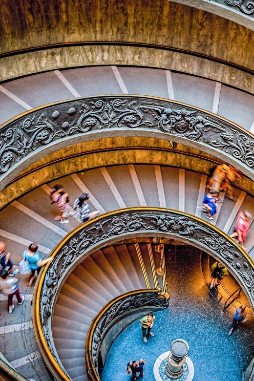 Rome: Vatican Museum & Sistine Chapel Skip-the-Line Entry - Raphael Rooms: Renaissance Art With a Focus on Meaning