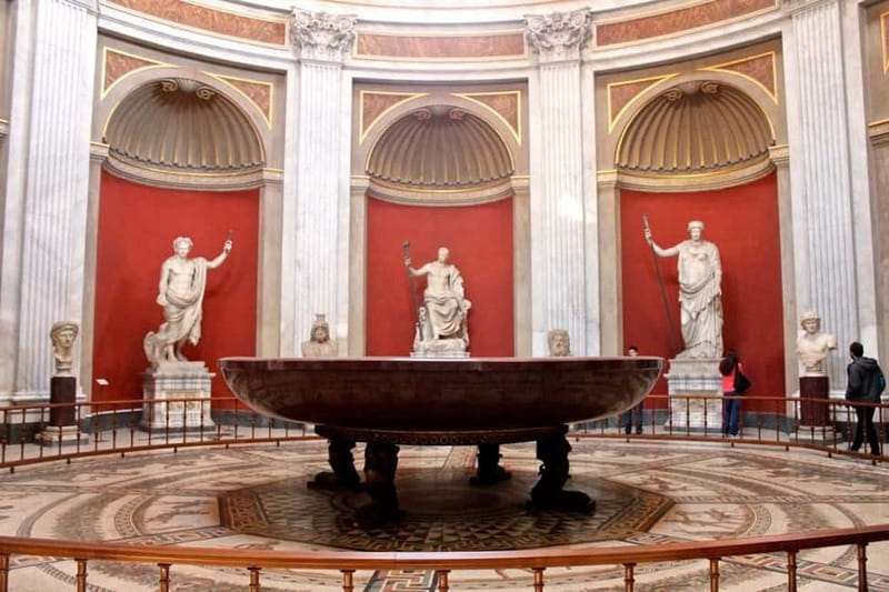 Rome: Vatican, Sistine Chapel & St. Peter's Basilica Tour - St. Peter’s Basilica: Holiness, Art, and La Pietà