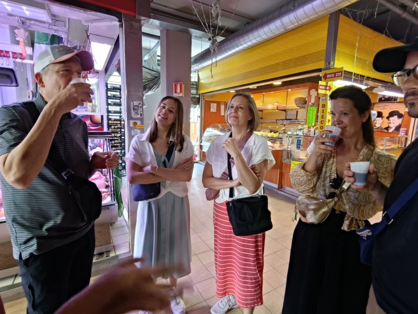 Rome: Vatican Street Food and Wine Tour with Farmers Market - Getting started at Santa Maria delle Grazie al Trionfale and walking to real Rome