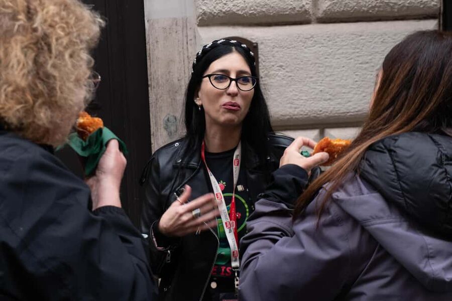 Rome: Vegan Street Food Tour with Local Guide - Roman pizza: proof that thin crust can still be vegan