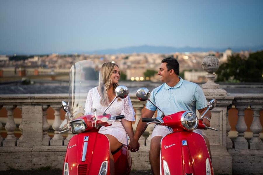 Rome: Vespa Photo Tour with City Center Pickup - Colosseum photo stop: what you see and how you make it memorable