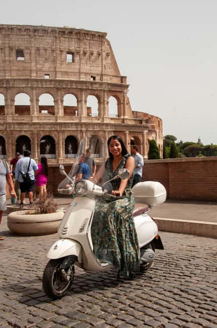 Rome Vespa: Photos, City Highlights, Sightseeing by Vespa - Circus Maximus, the Arc of Constantine, and the route into Aventine views