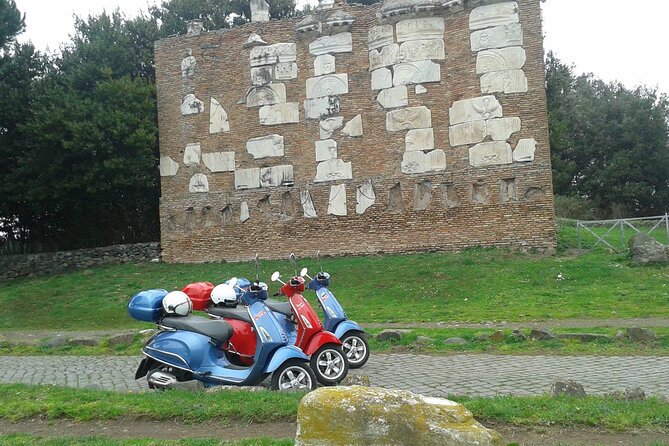 Rome Vespa Primavera 125 cc Rental - 48 Hours Rental - The handover: quick, friendly, and tuned to scooter reality