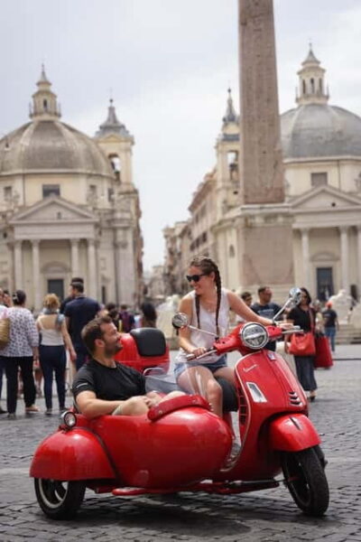 Rome Vespa Sidecar Tour: 90-Minute Panoramic Experience
