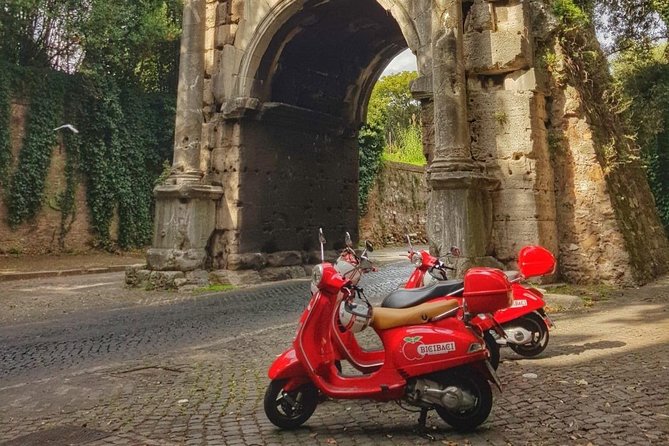 Rome Vespa Small Group Sightseeing Tour, 3 Hour Experience - Before you go: scooter reality check (rider vs passenger)