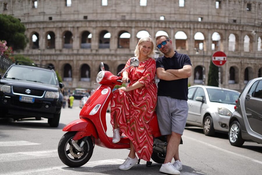 Rome: Vespa Tour with Photo services Small‑Group Highlights - Trastevere Pass-By: The Streets You’ll Want to Explore Later