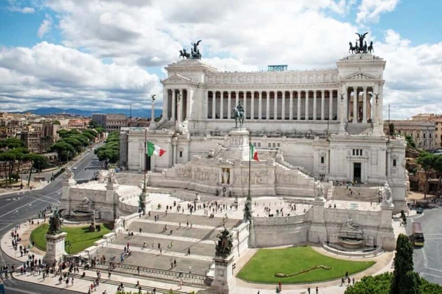 Rome: Vittoriano Monument With Panoramic Terrace Entry Visit - Riding the panoramic elevator for 360° views you can actually use