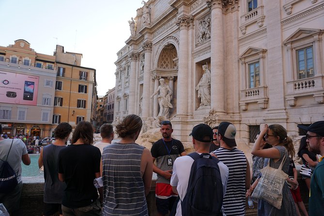 Rome Walking Tour: Pantheon, Trevi, Navona & Hidden Gems - Galleria Sciarra: a quieter stop that adds texture