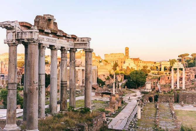 Rome: Walking Tour through the Marvel of the city - How the Bluetooth headset changes your experience