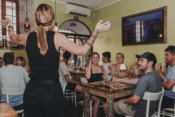 Rome: Wine Tasting in Trastevere with Food and Gelato - Stop 1 in Trastevere: Where the Pairing Lessons Happen
