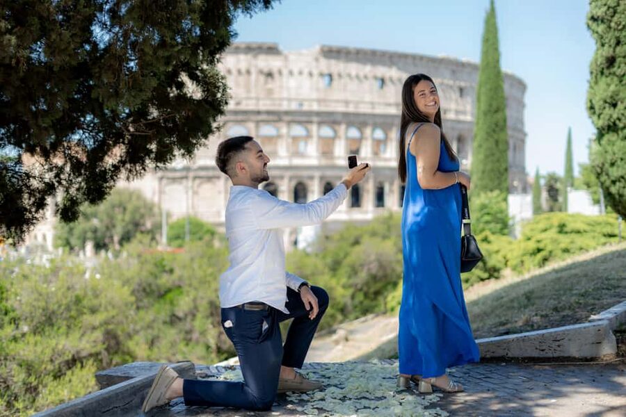 Secret Proposal Photoshoot in Rome + Reel - Secret Proposal Photoshoot in Rome, what you’re really buying