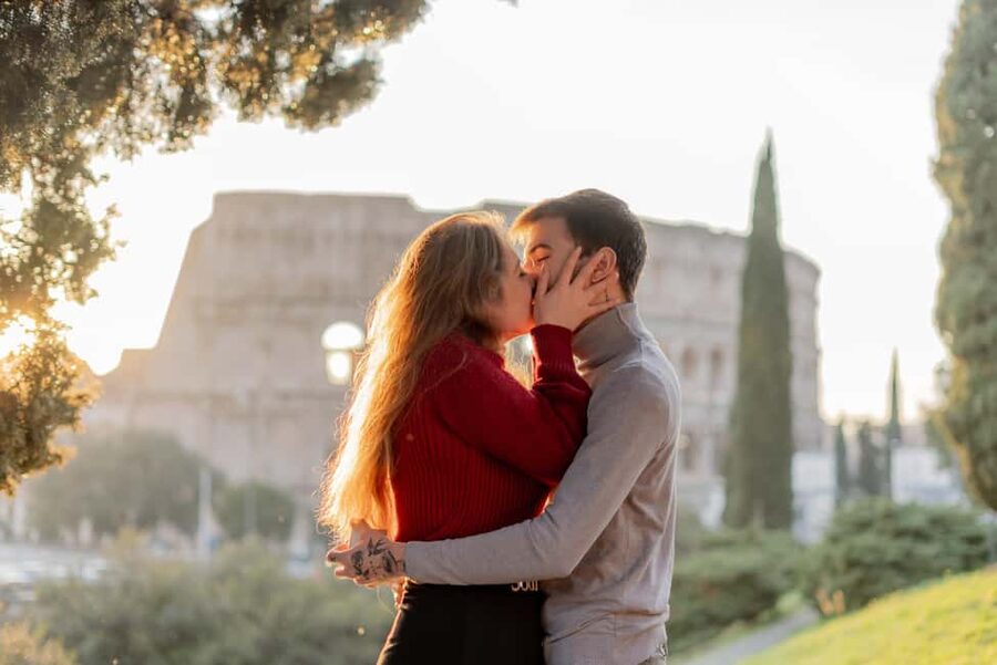 Secret Proposal Photoshoot in Rome + Reel - Where the real comfort comes from: communication and a calm presence