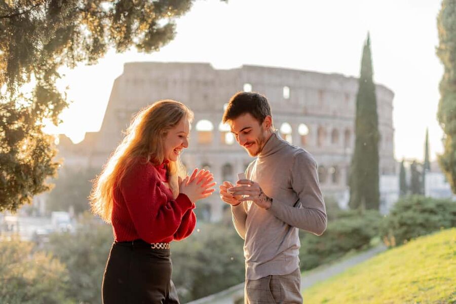 Secret Proposal Photoshoot in Rome + Reel - Languages and who this shoot is best for