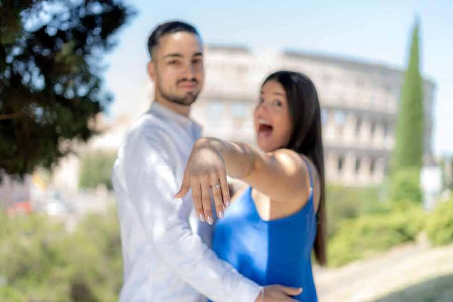 Secret Proposal Photoshoot in Rome + Reel - Timing in Rome: 40 minutes to 1.5 hours, without dragging your proposal