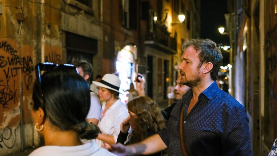 Secrets of Rome: Historical True Crime Small Group Tour - Why This True Crime Walk Works in Rome