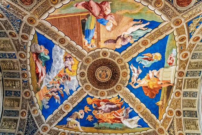 Skip-The-Line Ticket Vatican Museum And Sistine Chapel Fast Pass - Getting to the Sistine Chapel without losing your nerves