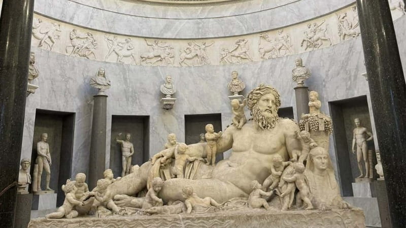 Skip-the-Line Ticket: Vatican Museums & Sistine Chapel - The museum midsection: statues, Etruscan finds, and Egyptian mummies