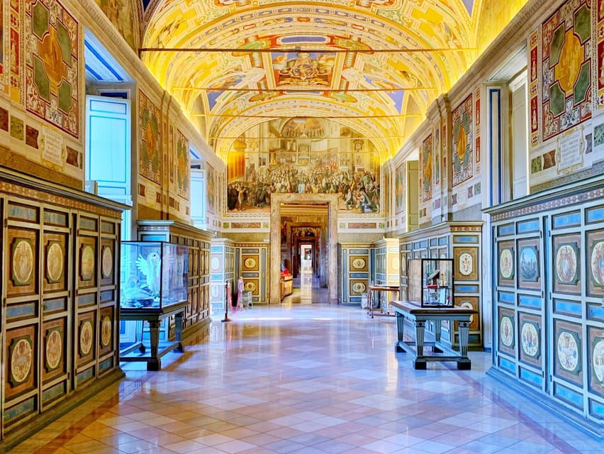 Skip-the-Line Tickets: Vatican Museum and Sistine Chapel - How the Caffè Vaticano check-in keeps your day on track