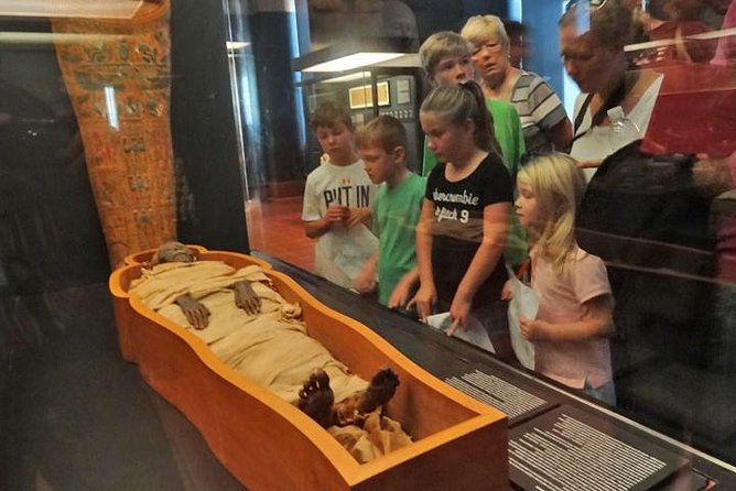 Skip the Line Vatican and Sistine Chapel Tour for Kids and Family - Vatican Museums with a kid mission: games, prizes, and real art stops