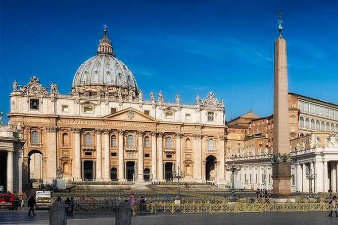 Skip the Line "Vatican Museums and Sistine Chapel" Tour. - Skip-the-line in the real world at the Vatican Museums