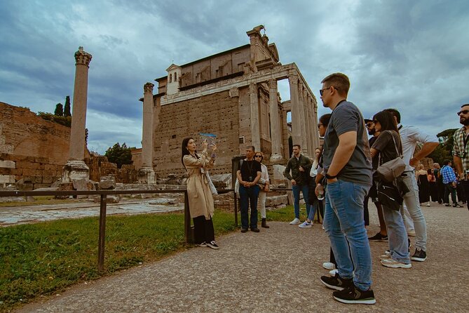 Small group Colosseum with Arena Floor, Palatine Hill & Forum Tour - Palatine Hill access: completing the imperial puzzle