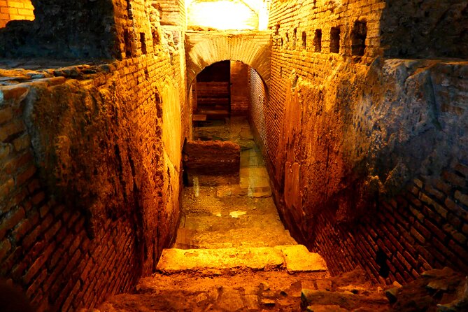 Small-Group Express Tour of Trevi Fountain with Undergrounds - Meeting at Via del Lavatore and how the timing works
