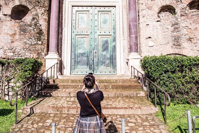 Small Group Tour: Colosseum & Roman Forum with Arena Floor Access - Your Stops Add Up to a Real Roman Story