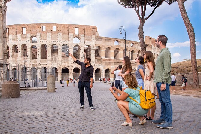 Small Group Tour of Colosseum and Ancient Rome - Meeting point, tour end, and the one thing you must not forget