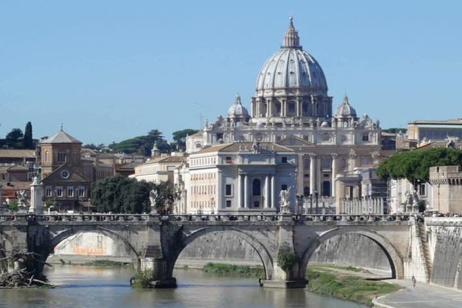 Special First Entry Vatican Museums Small Group Tour - Vatican City, in 49 hectares of very specific rules