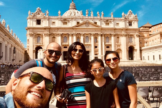St Peter’s Basilica Tour, Dome Climb & Papal Tombs I Max 6 People - St Peter’s Square: start in the right place, see the tricks