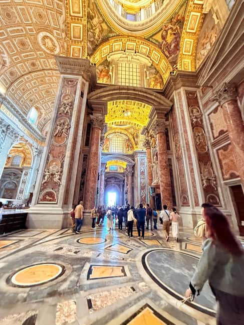 St.peter's Basilica Tour with Dome View & Underground Access - Dome photo moments: timing the sights without rushing