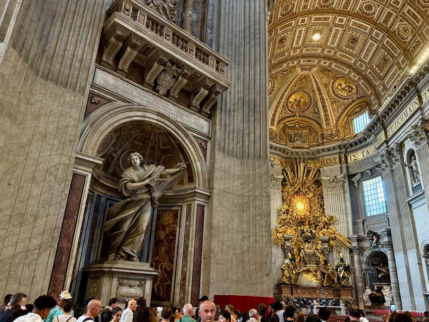 St.peter's Basilica Tour with Dome View & Underground Access - Beneath your feet: Vatican Grottoes and the tomb of St. Peter