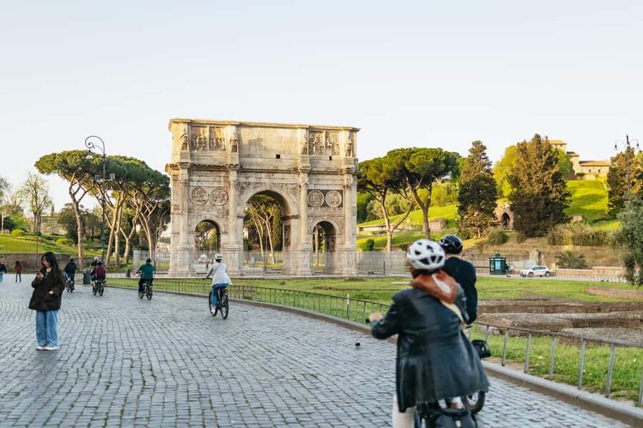 Sunrise in Rome: Small Group E-Bike Tour & Italian breakfast - Who this tour is for, and who should skip it