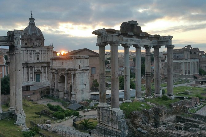Sunrise in Rome: Small Group E-Bike tour with Italian Breakfast - Trevi Fountain at dawn, plus the coin tradition