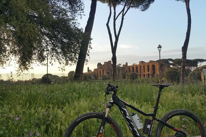Sunrise in Rome: Small Group E-Bike tour with Italian Breakfast - Campidoglio hill and the best sunrise views for photos