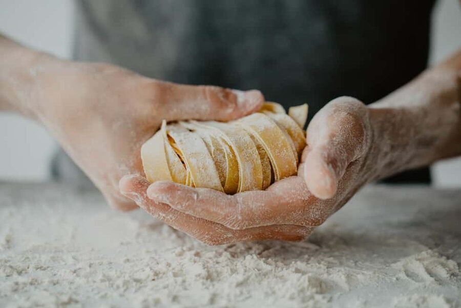 Testaccio: Home Cooking Cacio e Pepe, Amatriciana, Carbonara - Fresh pasta basics: what you’re really learning