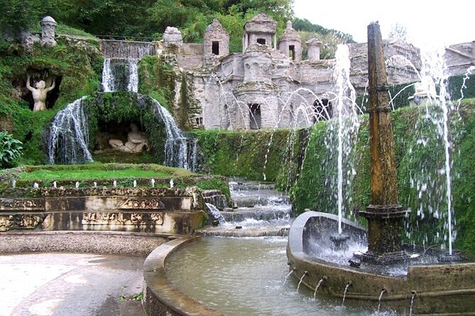 Tivoli Gardens and Hadrian's Villa full day guided tour - The Aniene River Waterfall Moment