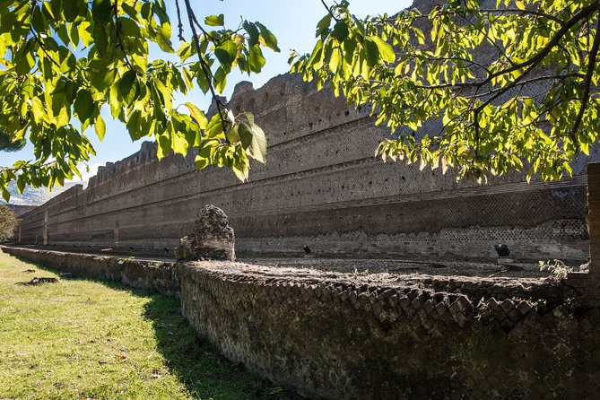 Tivoli, Hadrians Villa and Villa d'Este, a charming day trip from Rome - Getting to Tivoli from Rome: Castro Pretorio, a van, and real timing