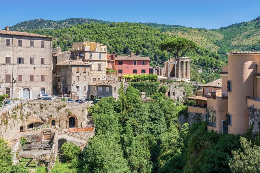 Tivoli: Villa Gregoriana Entrance Ticket - Grottoes of Neptune and the Temple of Vesta: ruins plus water trickery
