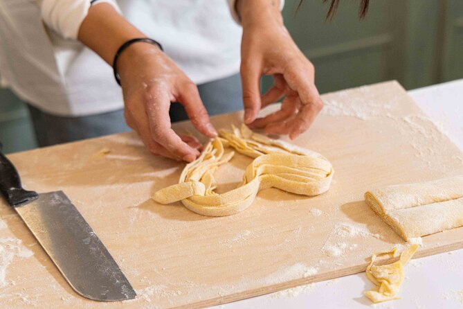 Top Class of Ravioli, Fettuccine and Tiramisu Workshop in Rome - Smart value check on the $84.65 price