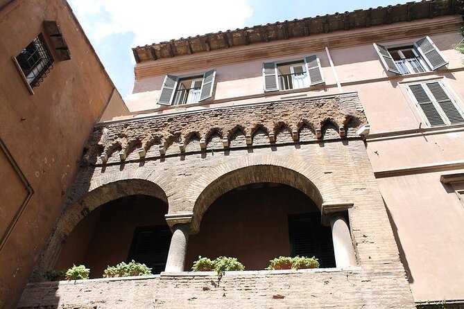Trastevere and Jewish Ghetto Private Walking Tour - Porta Otavia and the Jewish Ghetto: Landmarks With Meaning