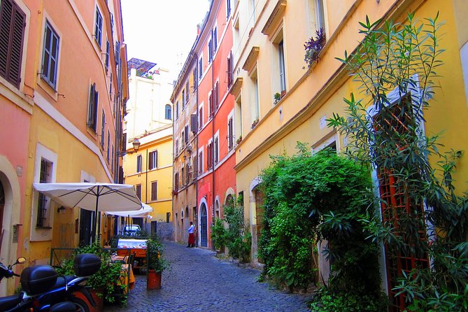 Trastevere and Rome's Jewish Ghetto Half-Day Walking Tour - Santa Maria in Trastevere: a church stop that can actually change your viewpoint