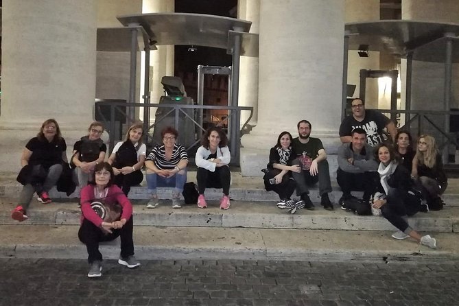 Twilight Treasures: An Evening Tour Through Rome's Rich History - Guides and the human factor: why this tour tends to score well
