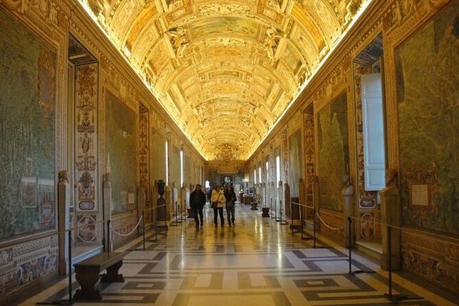 Vatican and Sistine Chapel at Night Private Tour, Top-Rated Guide - Transition to the Sistine Chapel: calm rules, and why they improve the visit