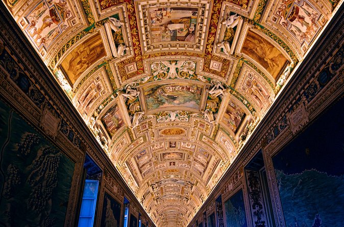 Vatican Museums and Sistine Chapel Guided Tour - Sistine Chapel: how to make 10 minutes feel longer