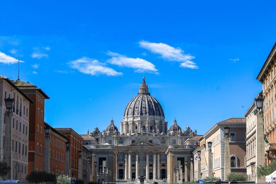 Vatican Museums, Sistine Chapel and St. Peter's Guided Tour - Sistine Chapel time: what to look for before you look up