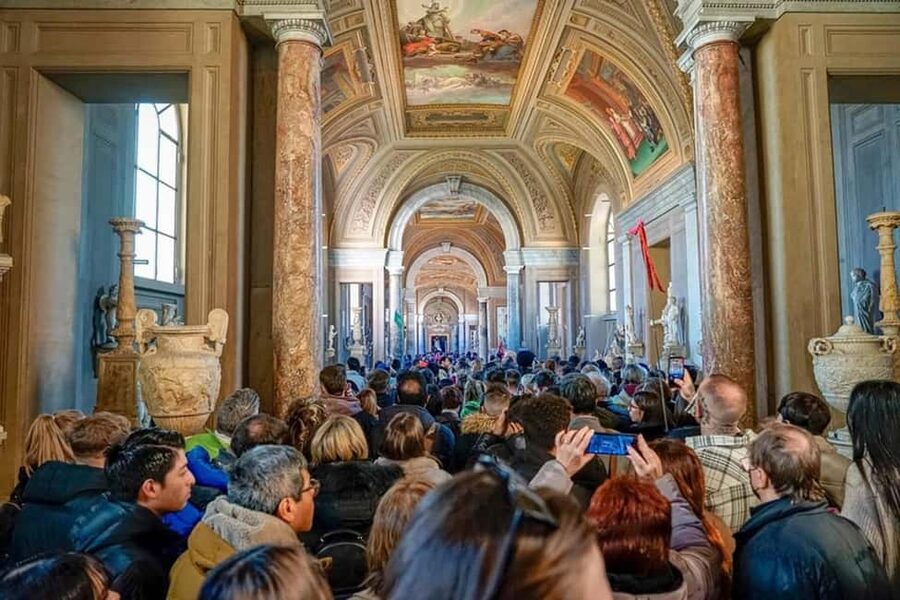 Vatican Museums & Sistine Chapel Guided Tour - Vatican Museums: how the route helps you see more without getting lost
